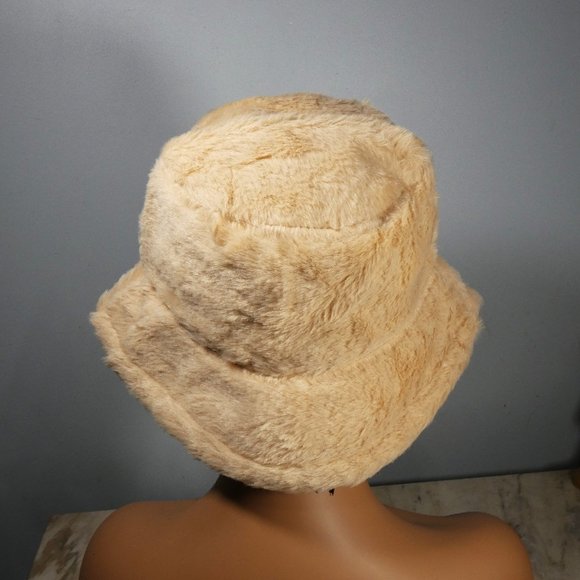 Fabulous! Fun Stylish Fashionable Faux Fur Bucket Hat Tan - Picture 4 of 9